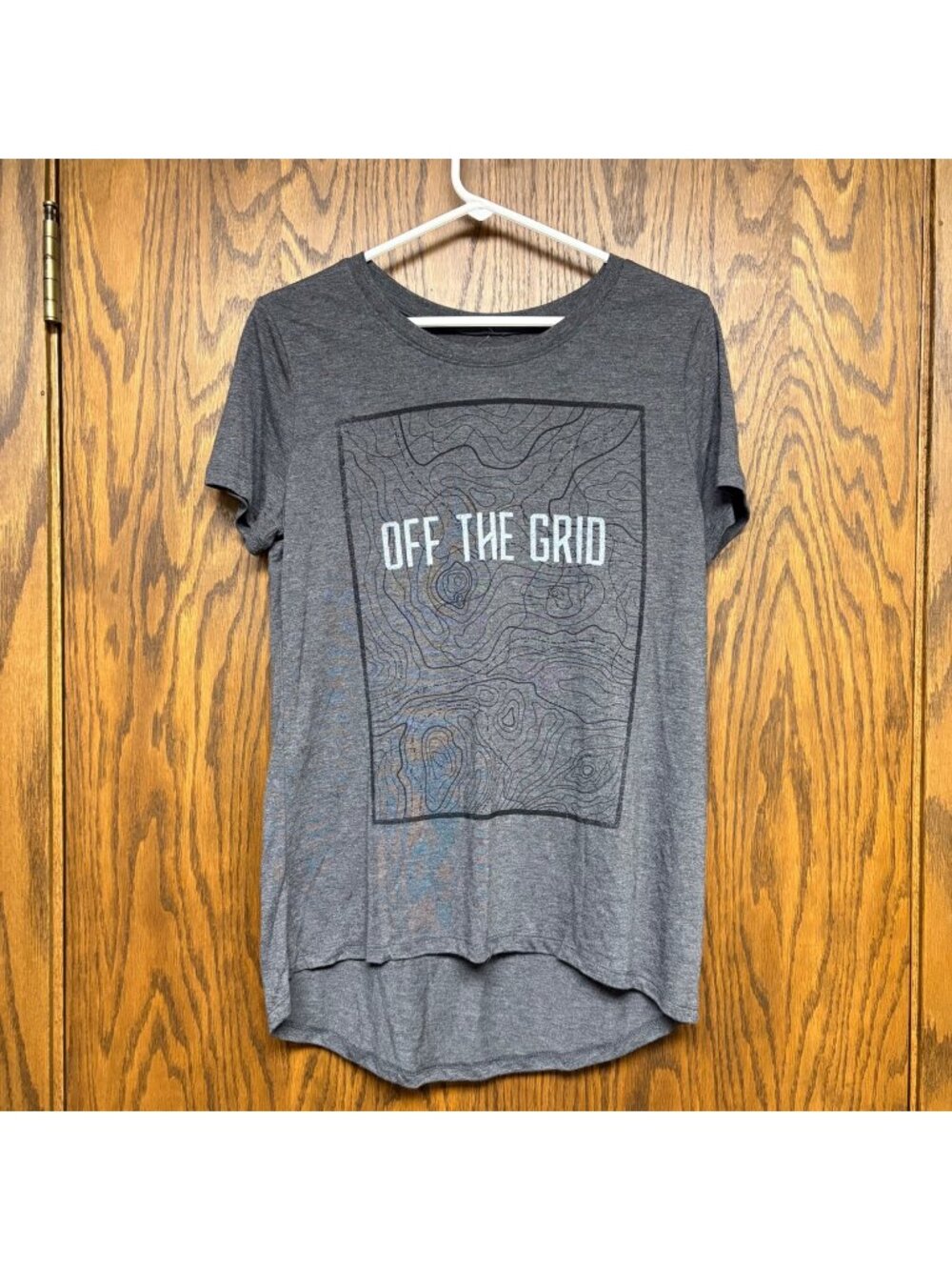 Off The Grid Graphic T-Shirt Womens Large Gray Short Sleeve Casual Wear NEW
